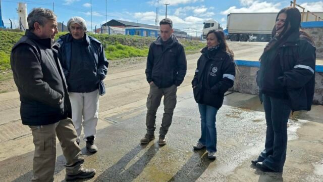 Recursos Hídricos inspeccionó puntos de captación de agua en plantas pesqueras de Puerto Deseado