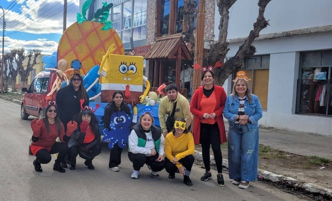 La Escuela Rural N° 2 celebró la primavera con creatividad y alegría