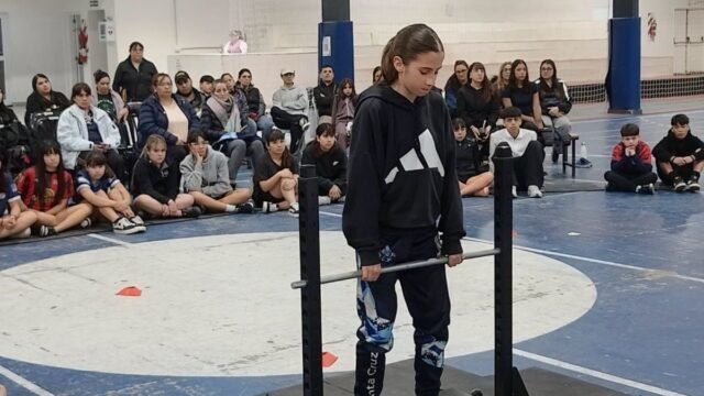 El atletismo femenino santacruceño pone en marcha su desafío provincial rumbo a Mar del Plata