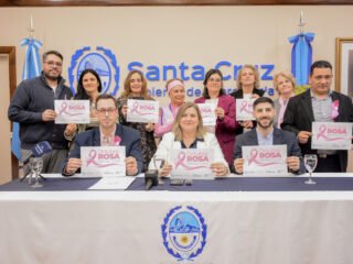 Santa Cruz lanzó Octubre Rosa: “La detección temprana hace la diferencia”