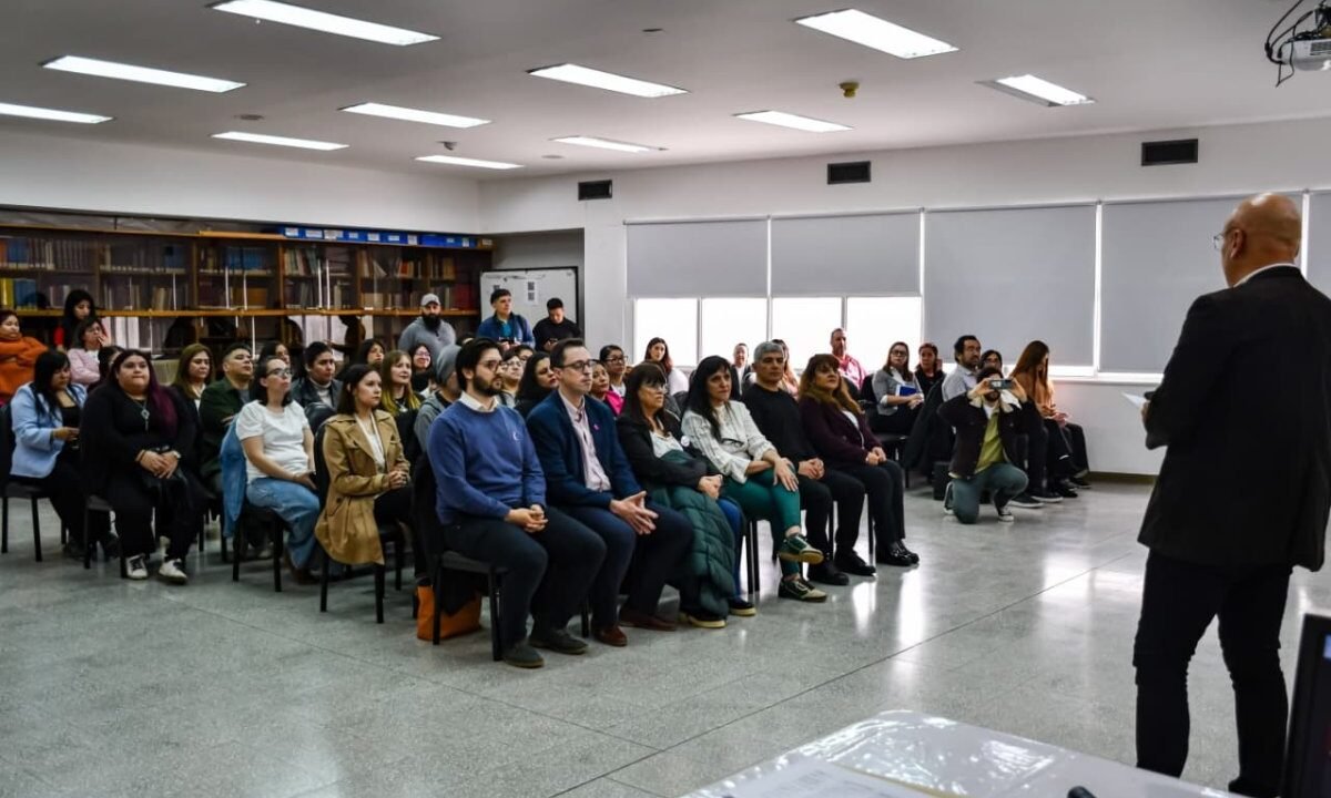 Salud Mental: diplomados en Coordinación de Grupos de Ayuda Mutua recibieron su certificación