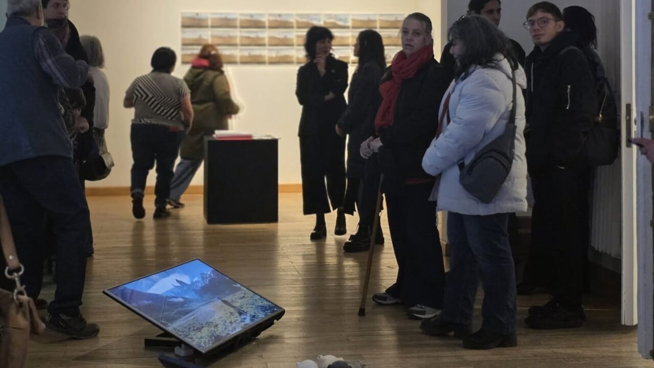 Inauguraron la muestra “Huellas espectrales · Archivos y afectos” en el Museo Minnicelli
