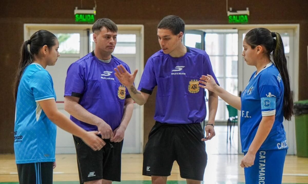 El futsal femenino abrió la definición rumbo a Mar del Plata