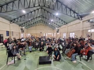 El maestro de jazz Manuel Fraga brindó una capacitación a docentes y estudiantes de la Escuela Re Si