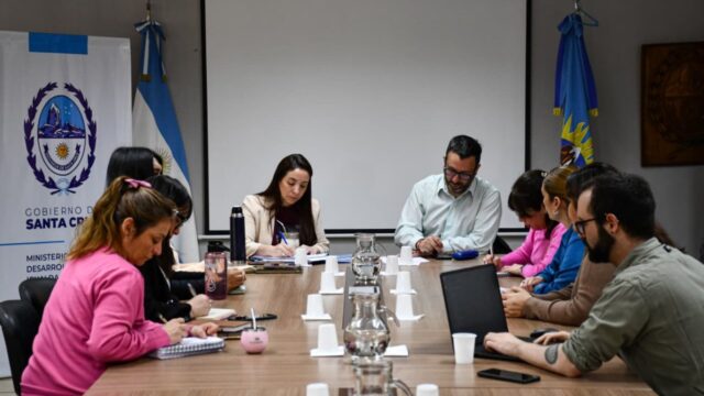 Fortalecen el trabajo articulado entre la Secretaría de Niñez provincial y la Policía de Santa Cruz