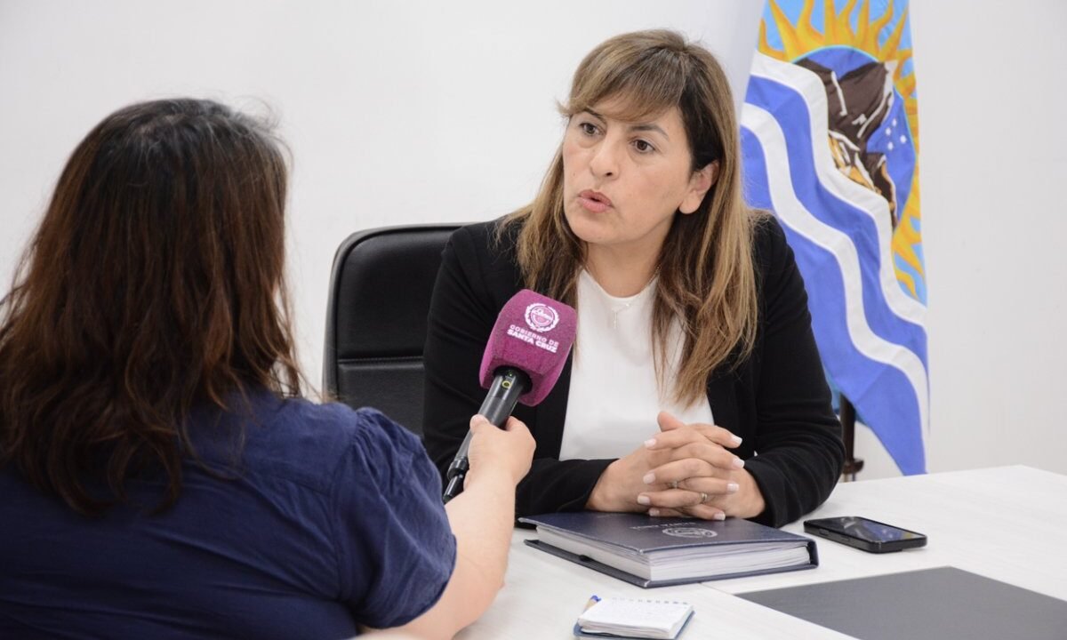 Rasgido destacó las políticas para transformar y fortalecer el sistema educativo santacruceño