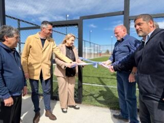 El Gobierno celebró los 115 años de Jaramillo y Fitz Roy con la entrega de terrenos, obras y nuevos proyectos
