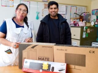 Educación entregó equipamiento tecnológico a la Escuela Primaria Nº 53 de Las Heras