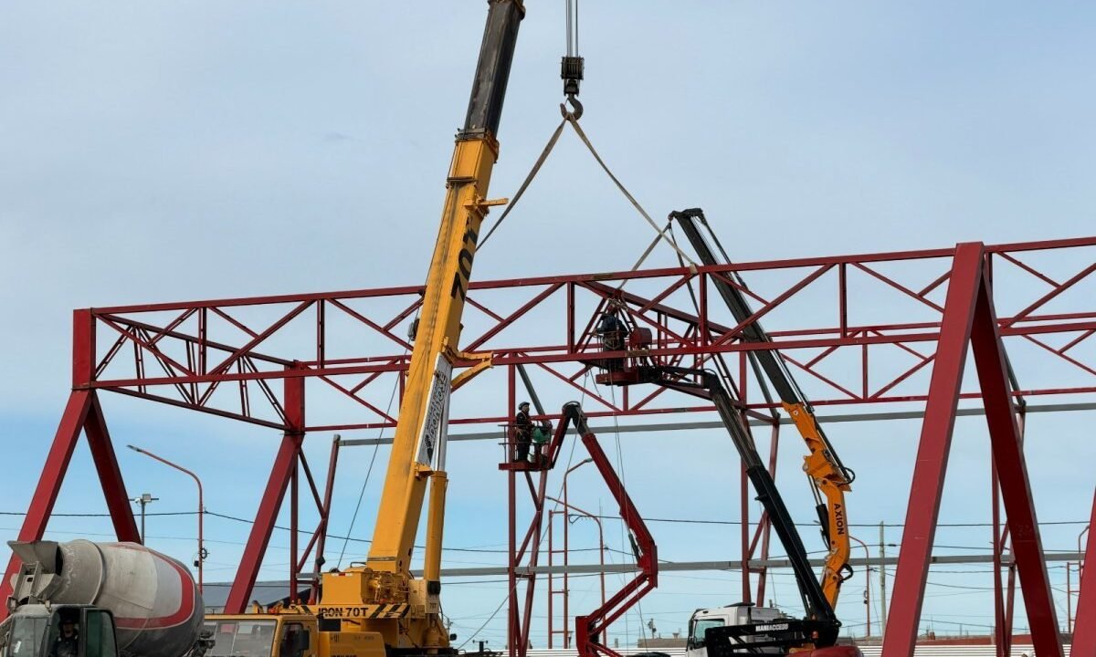 Anabalón destacó los avances de las obras provinciales en Pico Truncado: “Mejoran la calidad de vida de los vecinos”