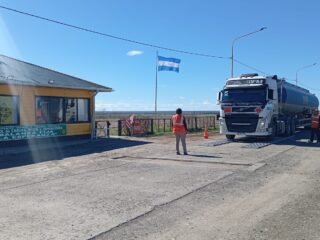 Vialidad Provincial realizó controles de cargas y dimensiones sobre la Ruta Provincial N°5