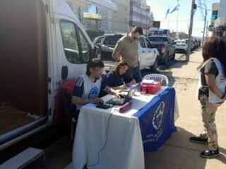 Salud acercó vacunación y controles preventivos a la comunidad en Río Gallegos
