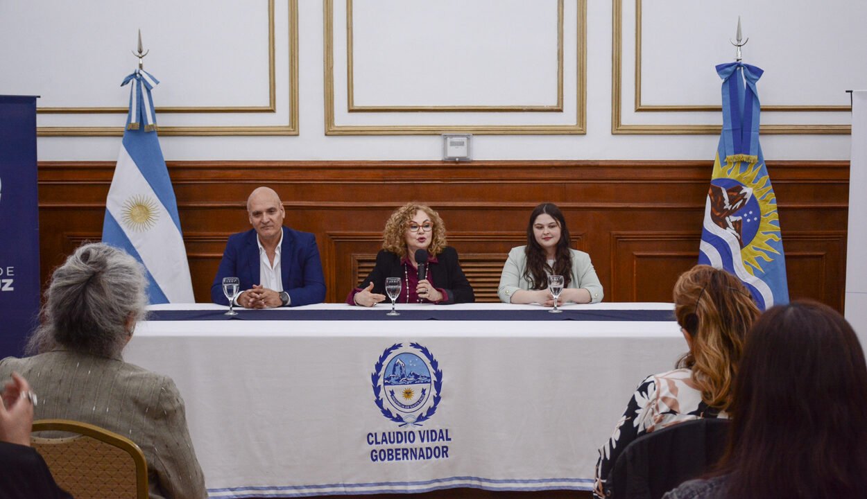 La Provincia fortaleció la formación de voluntarios para la prevención y el acompañamiento comunitario