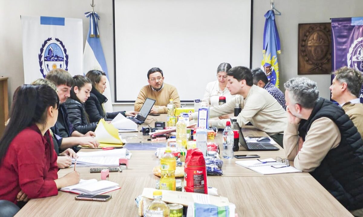 Dieron inicio al proceso licitatorio para la compra de 50 mil módulos alimentarios