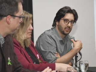 Rodas: “La salud mental no empieza ni termina en un consultorio”