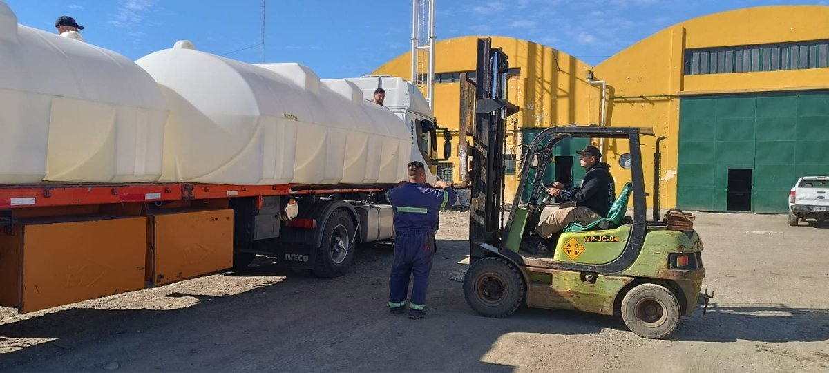 Vialidad Provincial incorporó tres tanques de almacenamiento