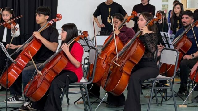 La Orquesta Latinoamericana compartió su música en una gran audición interna