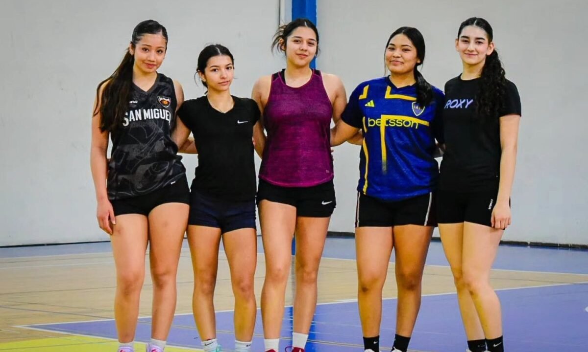 El básquet femenino de Santa Cruz afronta la recta final rumbo a la Araucanía