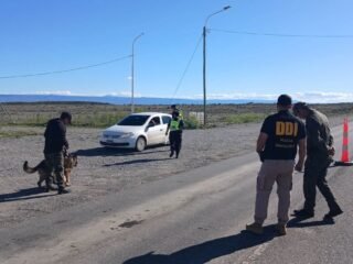 La Policía de Santa Cruz realizó controles preventivos en Perito Moreno y El Calafate