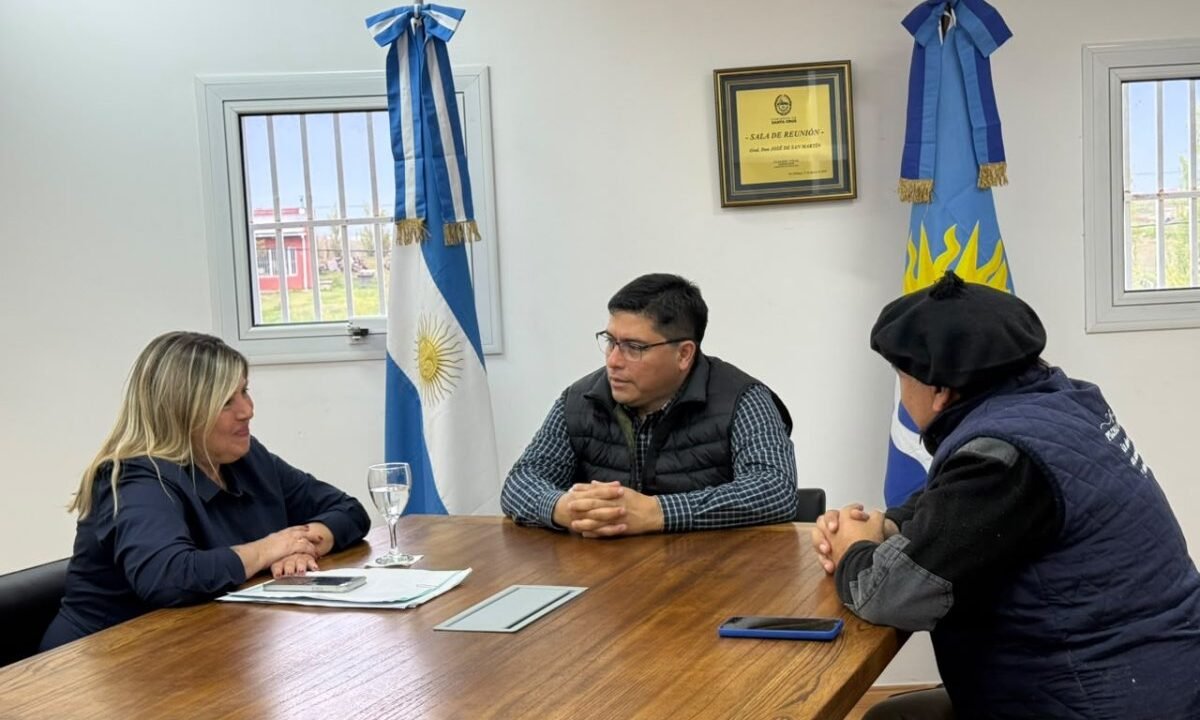 Claudio Vidal lleva las jineteadas santacruceñas a la pantalla de Canal 9