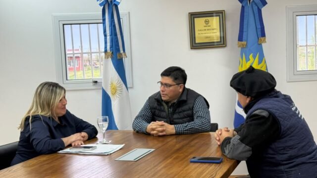Claudio Vidal lleva las jineteadas santacruceñas a la pantalla de Canal 9