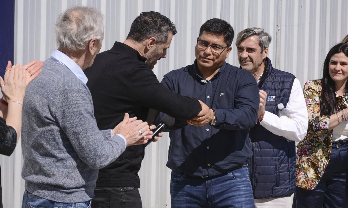 Vidal: “La única forma de sacar a Santa Cruz adelante es con trabajo y producción”