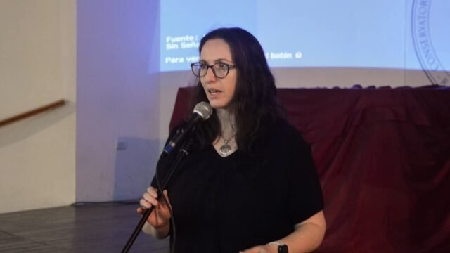 IPES Caleta Olivia: Igor negó rotundamente que el Consejo Provincial de Educación haya suspendido “Mostrarte”