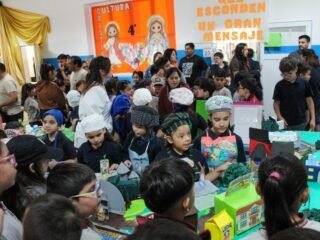 La XVI Feria de Ciencias del Colegio Santa Bárbara reunió a la comunidad de Río Turbio
