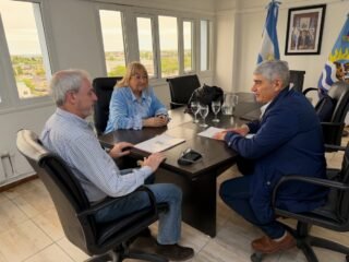 Firmaron convenio para ampliar la red de gas de Jaramillo
