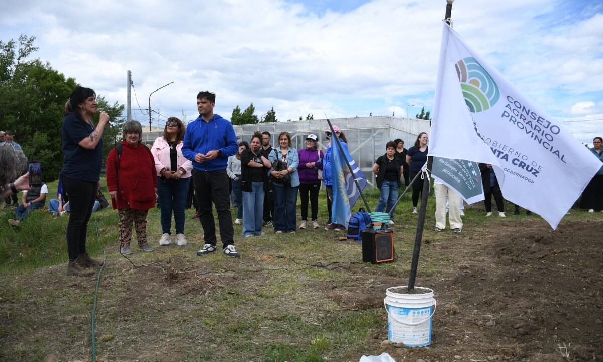 Impulsan proyectos de huerta y producción para fortalecer la autonomía de Santa Cruz