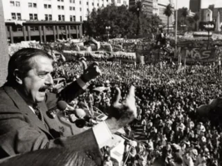 El Gobierno bonaerense declaró el 2027 como el Año del Centenario de Raúl Alfonsín