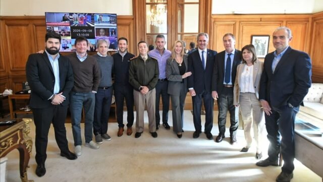 El Gobierno volverá a reunir a su mesa política para acelerar consensos con los aliados