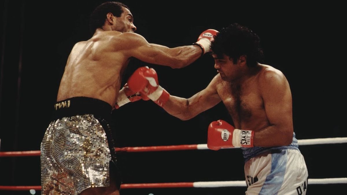 Murió Jorge “Roña” Castro: la trayectoria del campeón mundial que inmortalizó “La Mano de Dios” en el boxeo