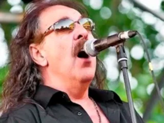 Murió Saúl Blanch, el primer vocalista de Rata Blanca, a los 75 años
