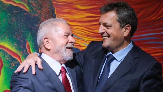 Sergio Massa respaldó a Lula da Silva en las elecciones de Brasil