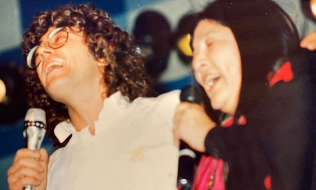 “Soy pan, soy paz, soy más”, la canción de Piero que musicalizó la vuelta de la democracia y que Mercedes Sosa convirtió en clásico