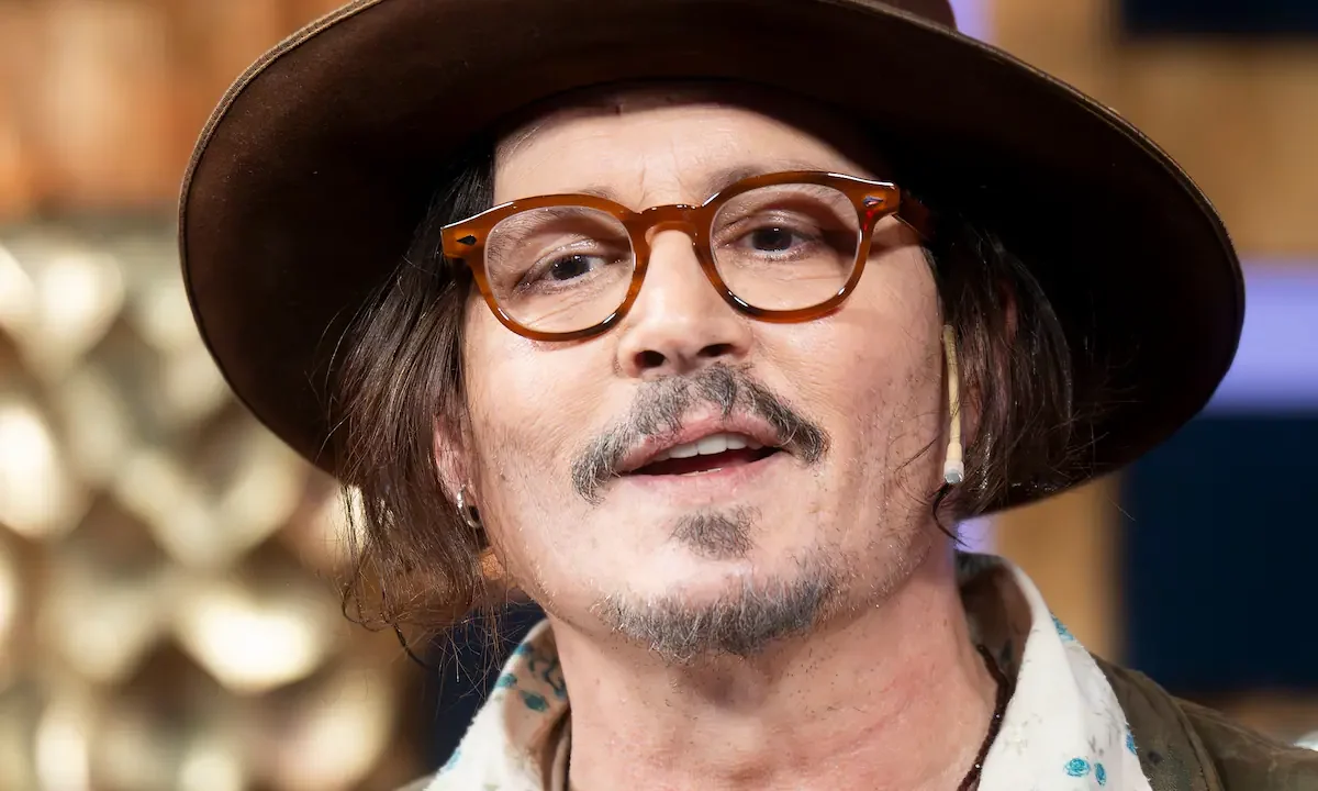Johnny Depp compró una isla de 18 hectáreas en las Bahamas y la transformó en una reserva privada con energía solar