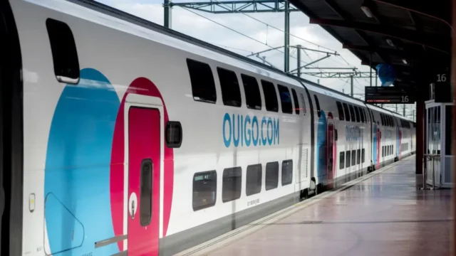 A un día del trágico choque de trenes en España, otra unidad ferroviaria quedó atrapada en un túnel