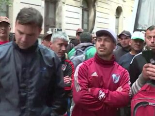 Trabajadores despedidos de Wade reclamaron frente a la Justicia: “No tenemos para comer”