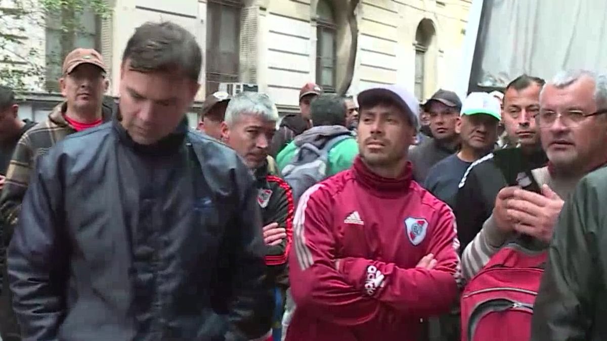 Trabajadores despedidos de Wade reclamaron frente a la Justicia: “No tenemos para comer”